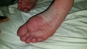 Caught by StepMom FootWorship JungleKiing