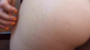 Homemade Anal : Booty Milf does what she does best